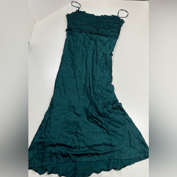 Astr The Label Zola Midi Dress Hunter Green Size Small NEW - Picture 13 of 15